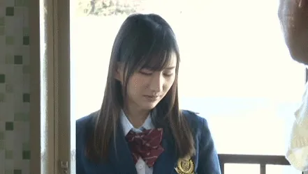 汚部屋連れ込みエロGIF033
