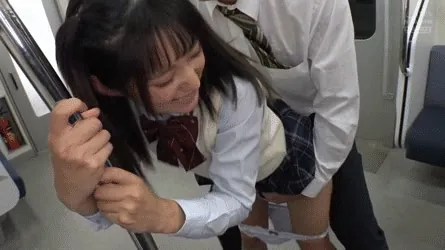 小悪魔美少女エロGIF033