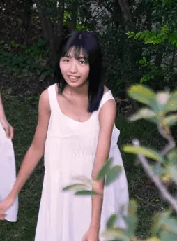 黒髪美少女エロGIF029