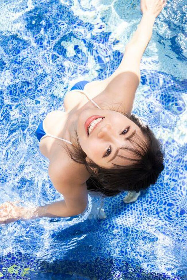 鈴木ふみ奈の水着画像が見たい！170