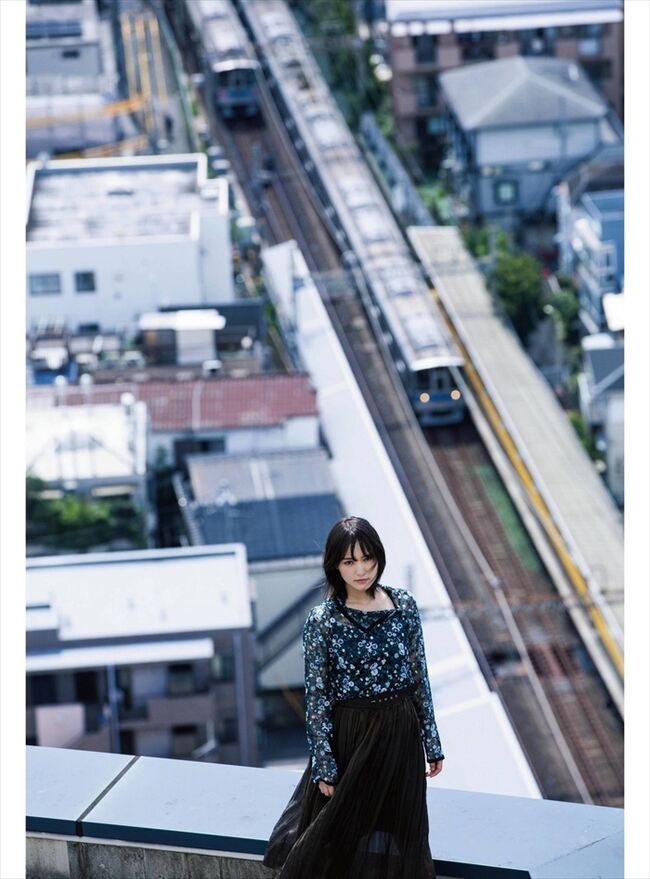 菅井友香062