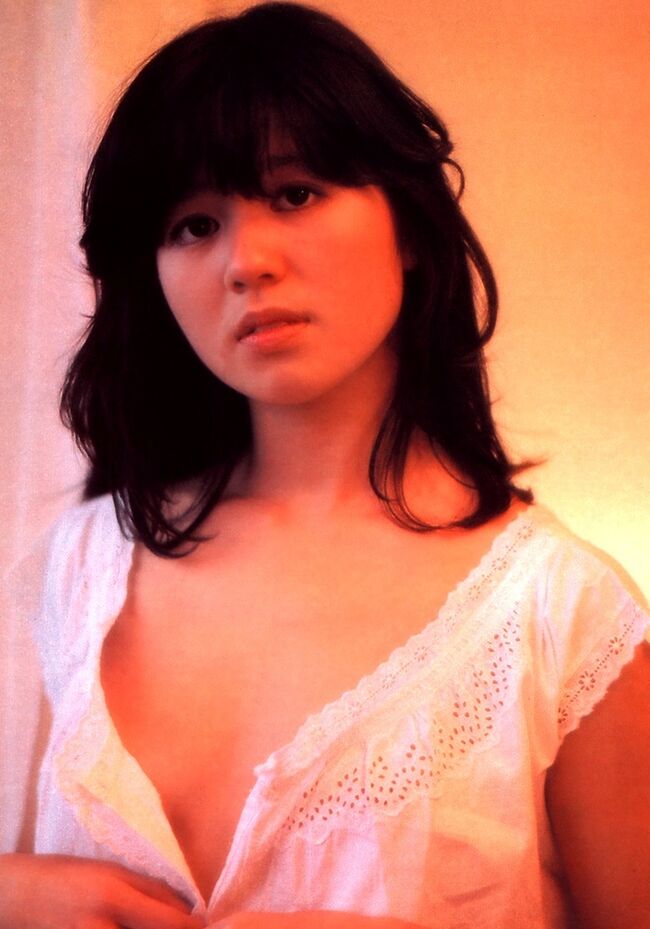 石野真子001
