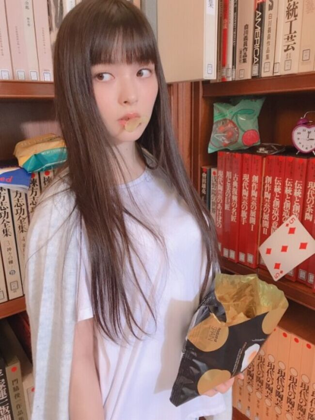 上坂すみれ064