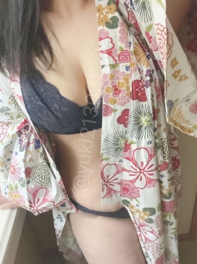 浴衣+おっぱいは水着+おっぱいと肩を並べる夏のおっぱい002