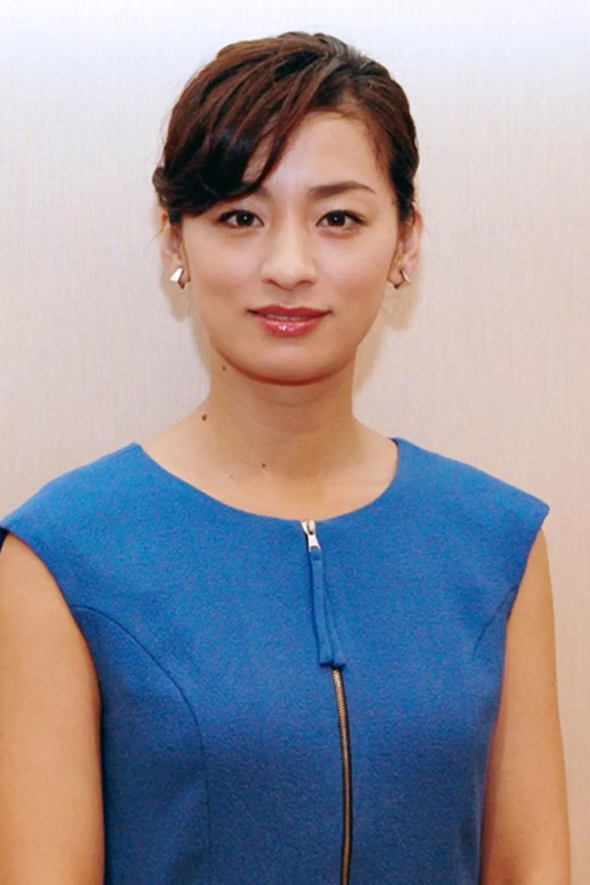 尾野真千子エロ画像073