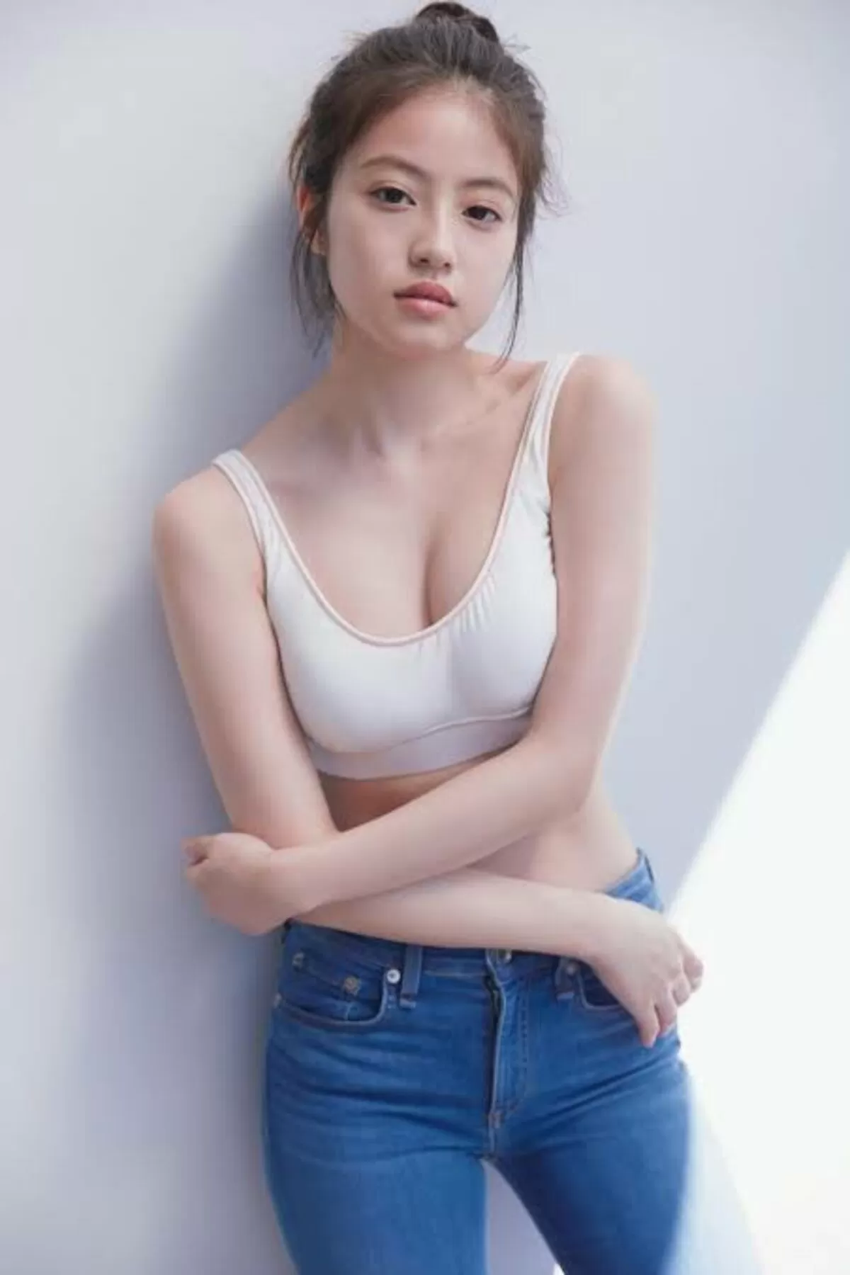 今田美桜019