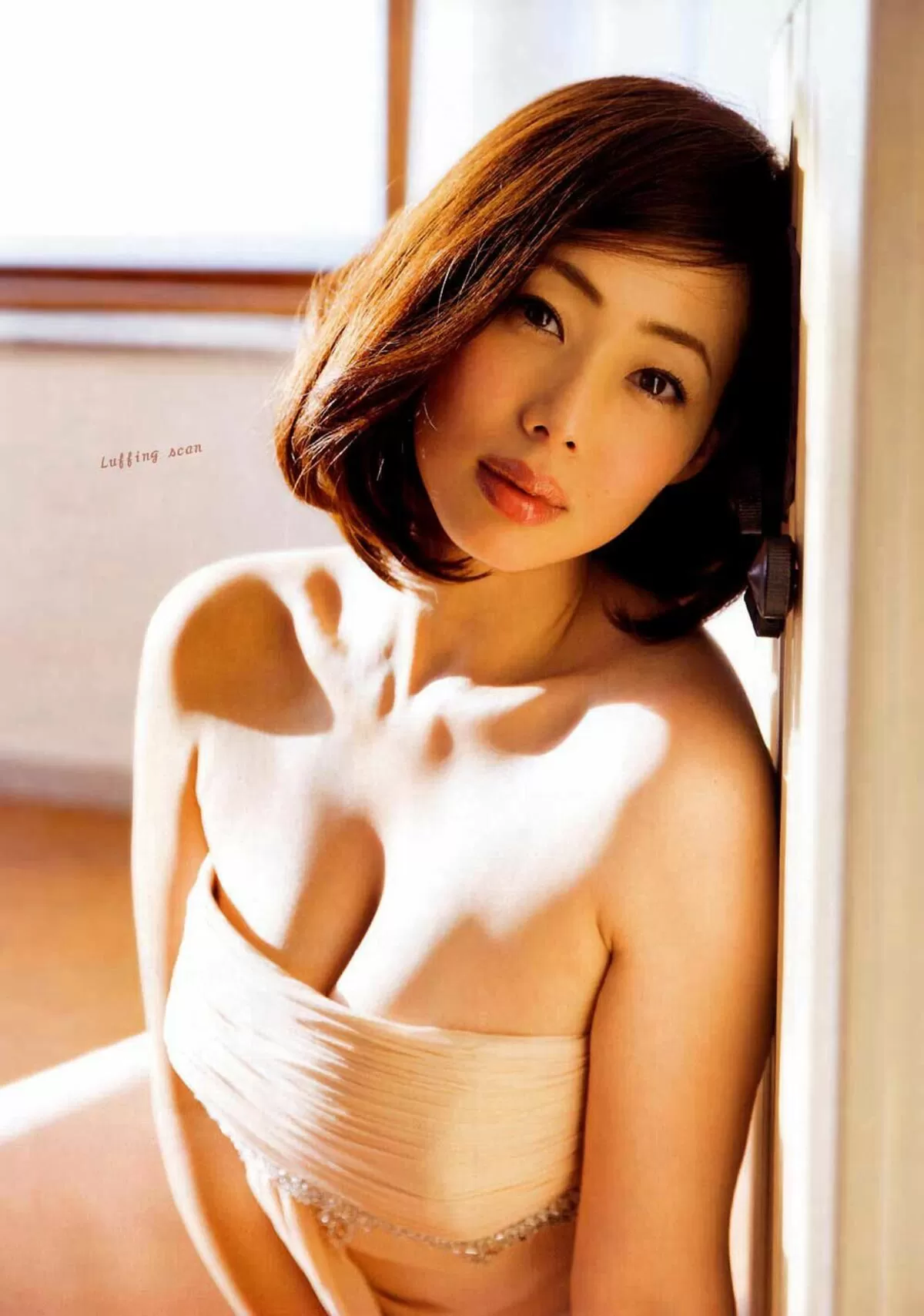 井上和香のおっぱい画像123
