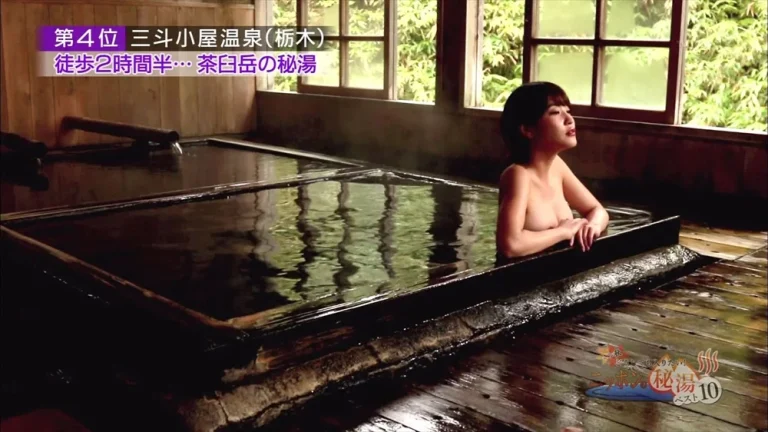 岸明日香のおっぱい画像001