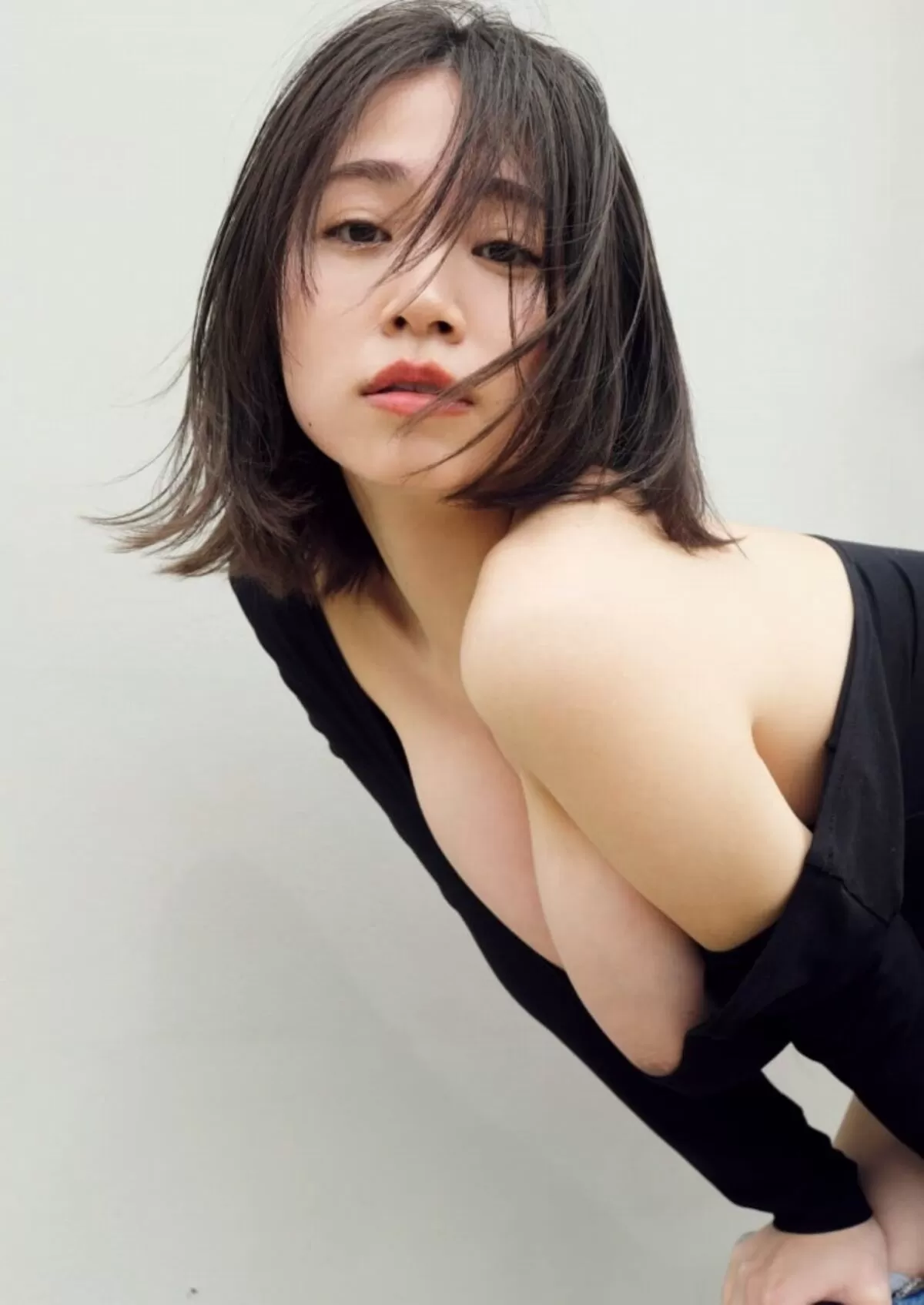 菜乃花のおっぱい画像045