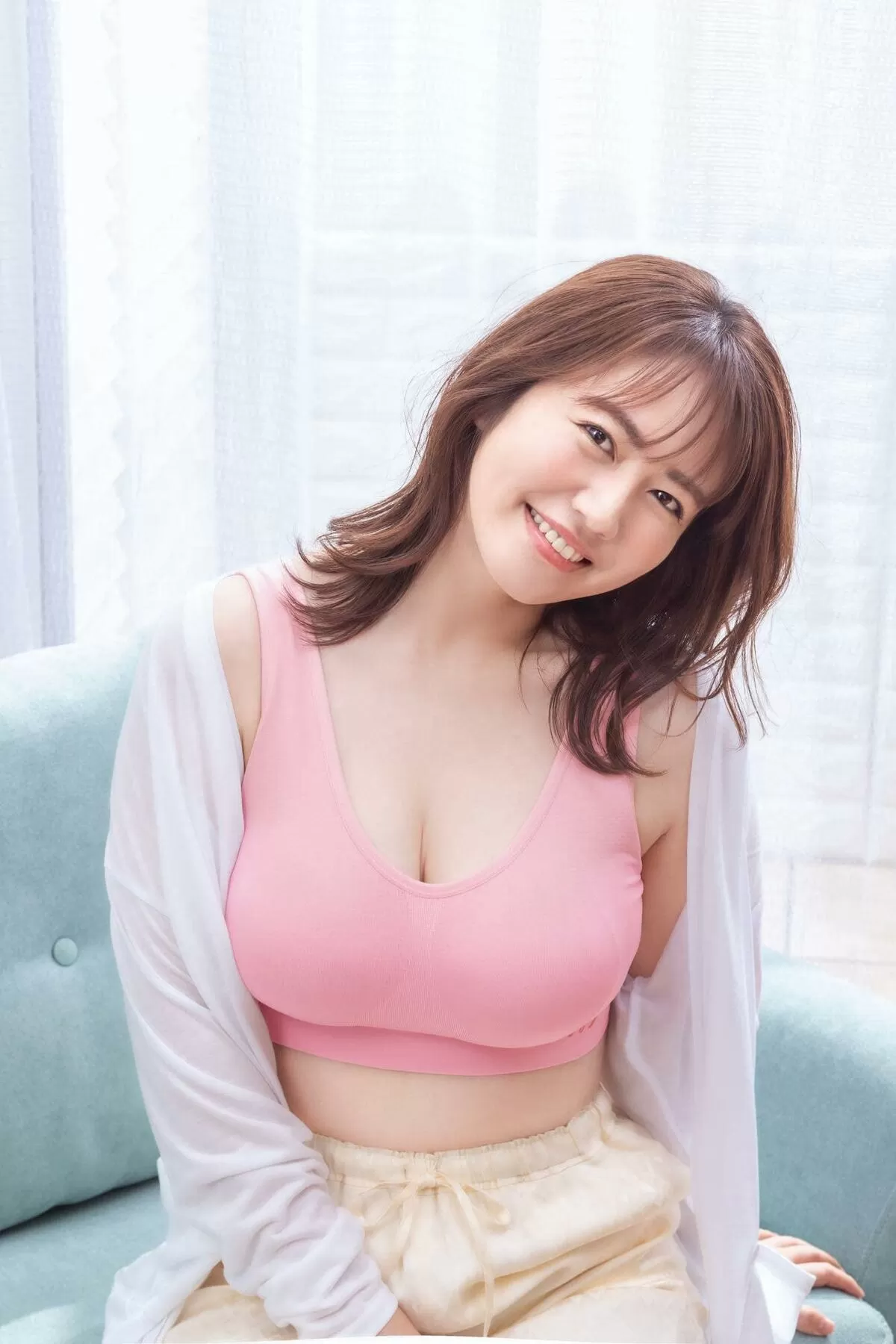 磯山さやかのおっぱい画像073