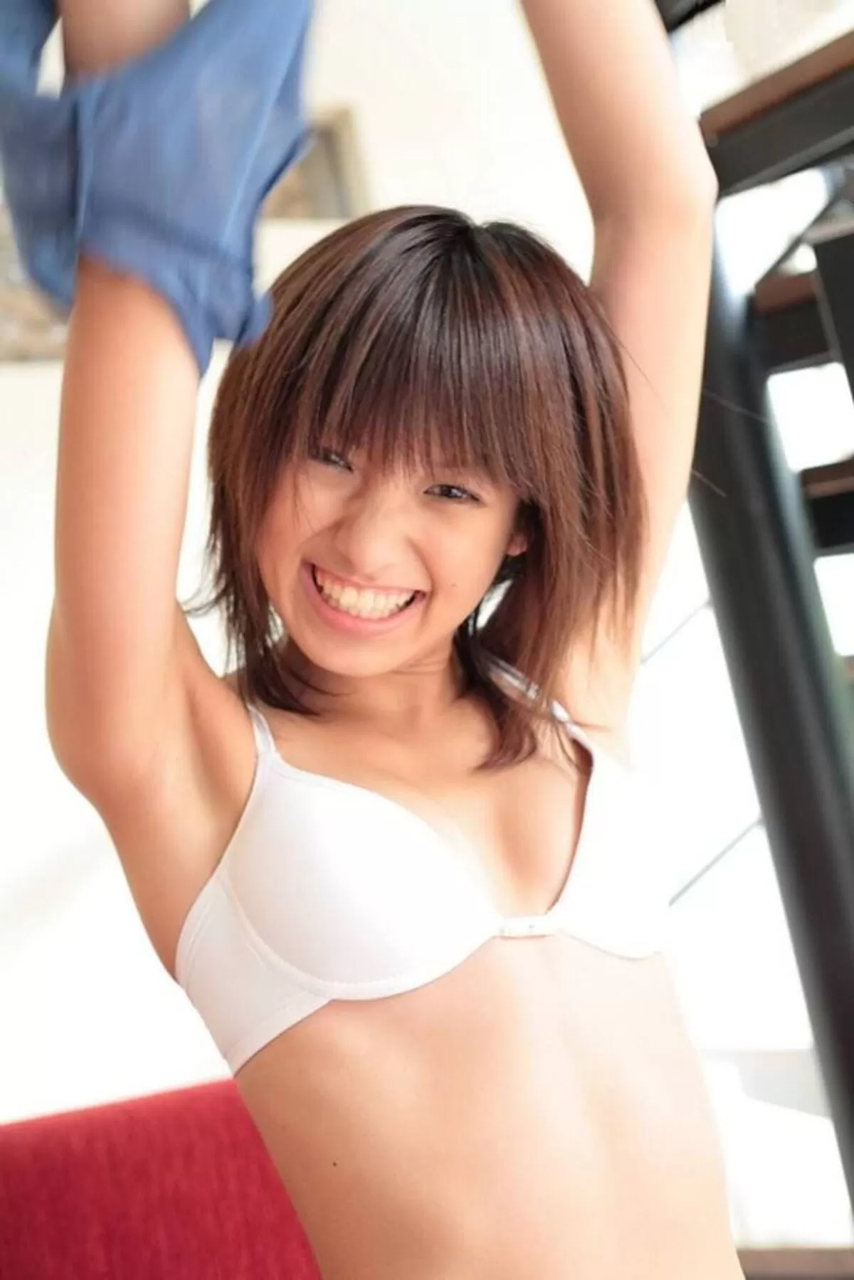 南明奈のおっぱい画像044