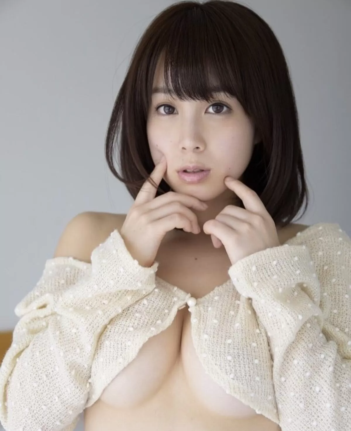 犬童美乃梨のおっぱい画像067