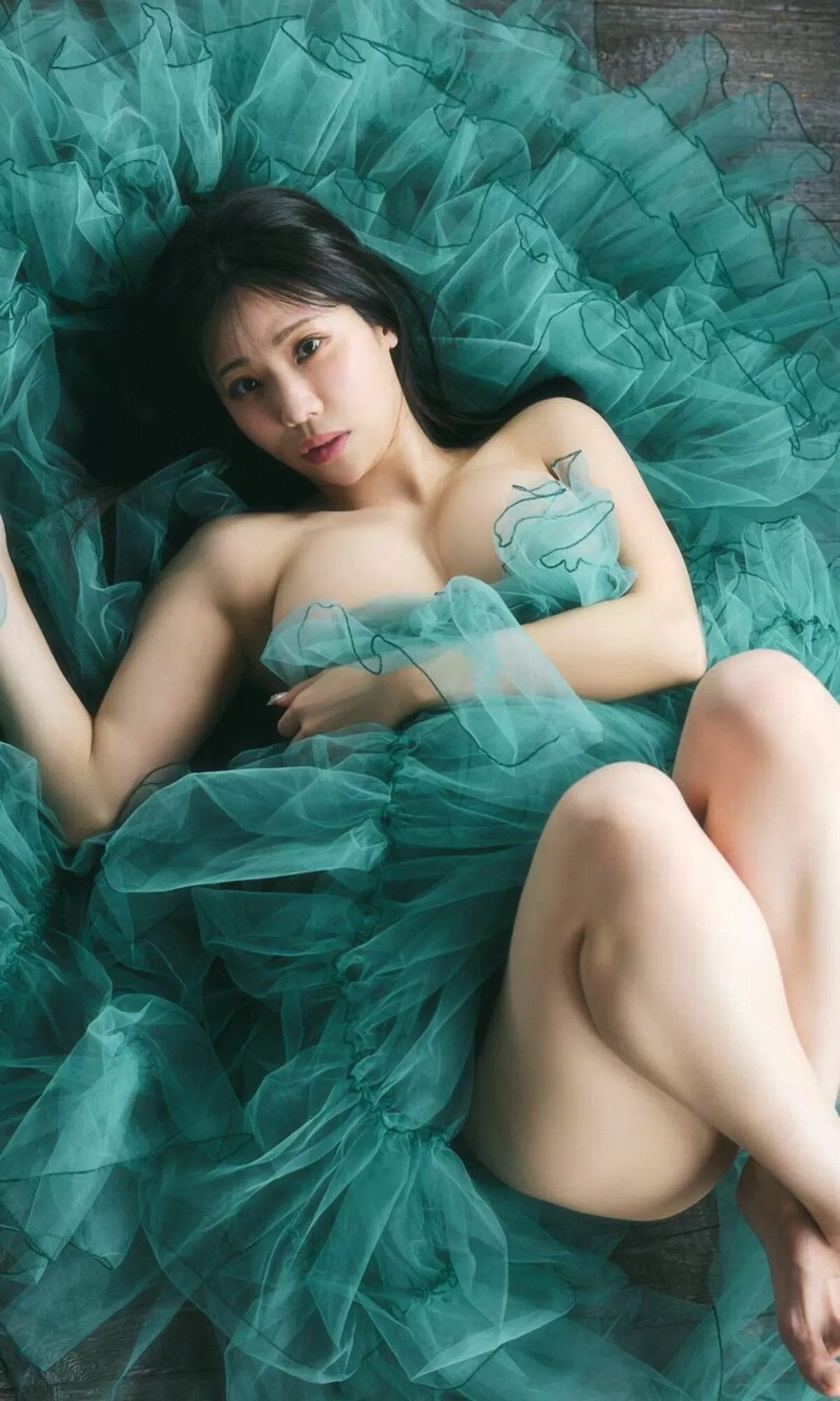 鈴木ふみ奈のおっぱい画像002