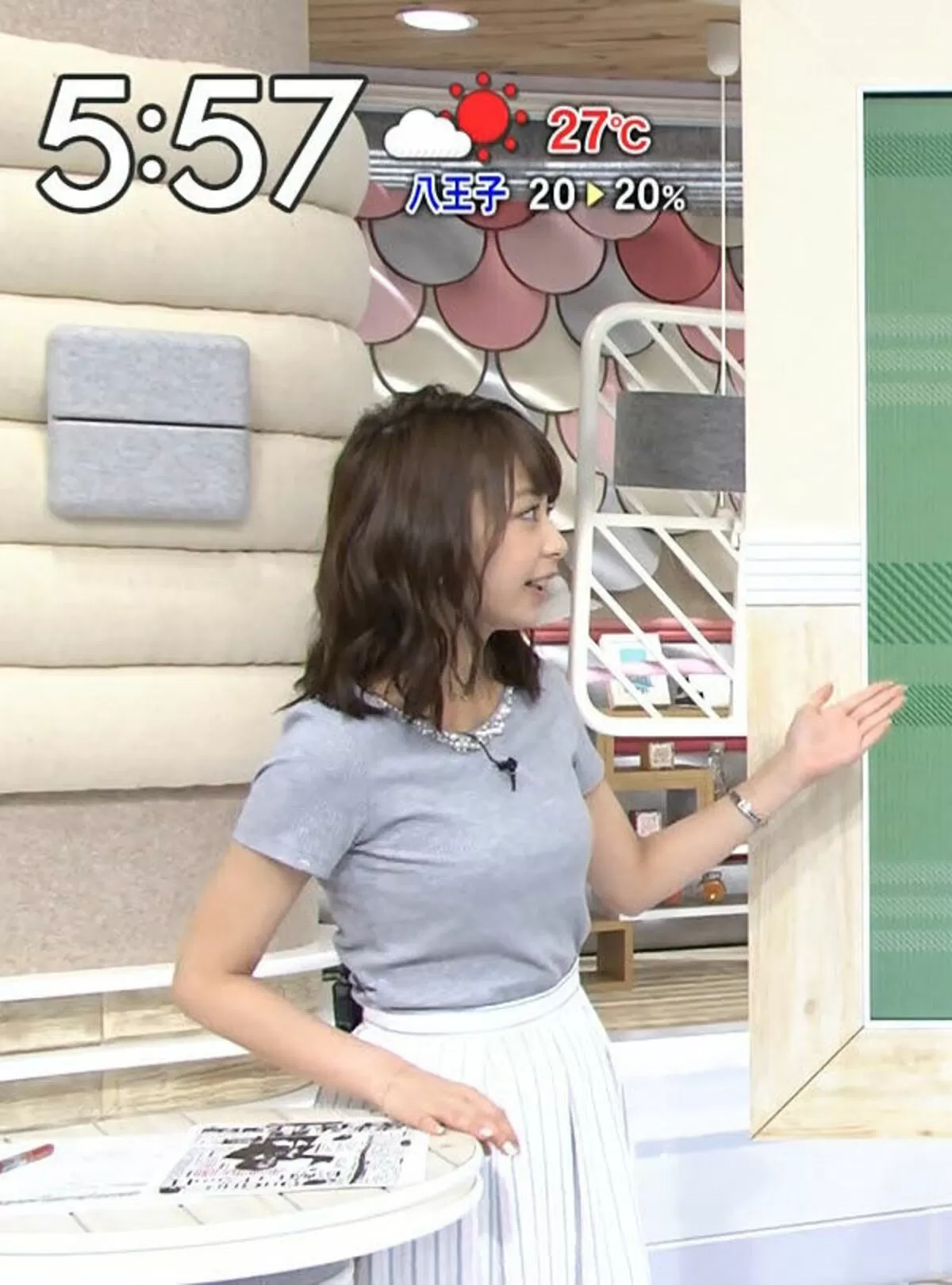 宇垣美里のおっぱい画像044