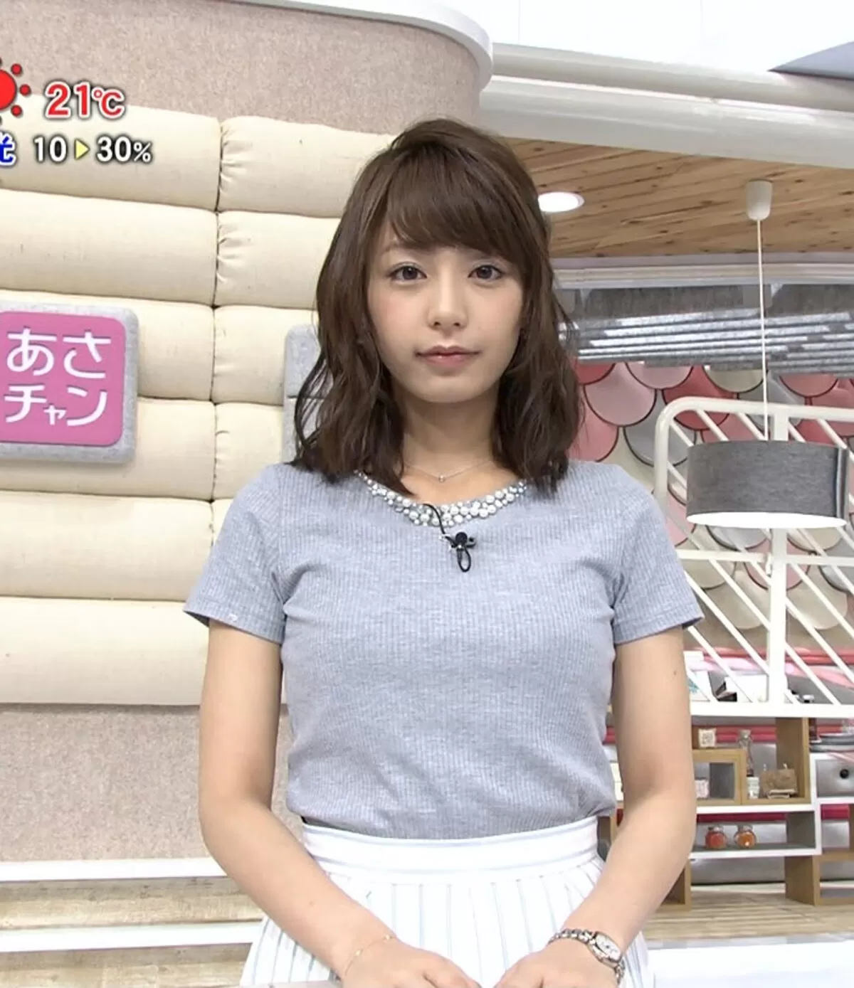 宇垣美里のおっぱい画像046