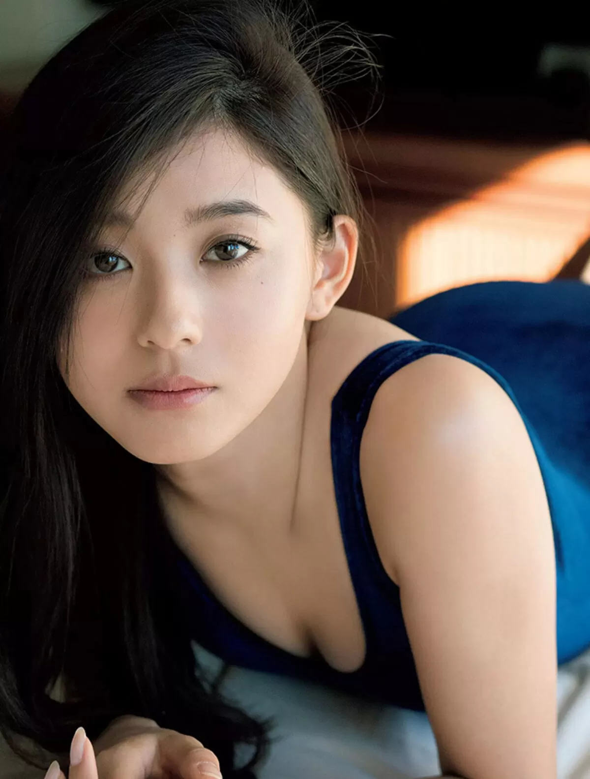 朝比奈彩のおっぱい画像034