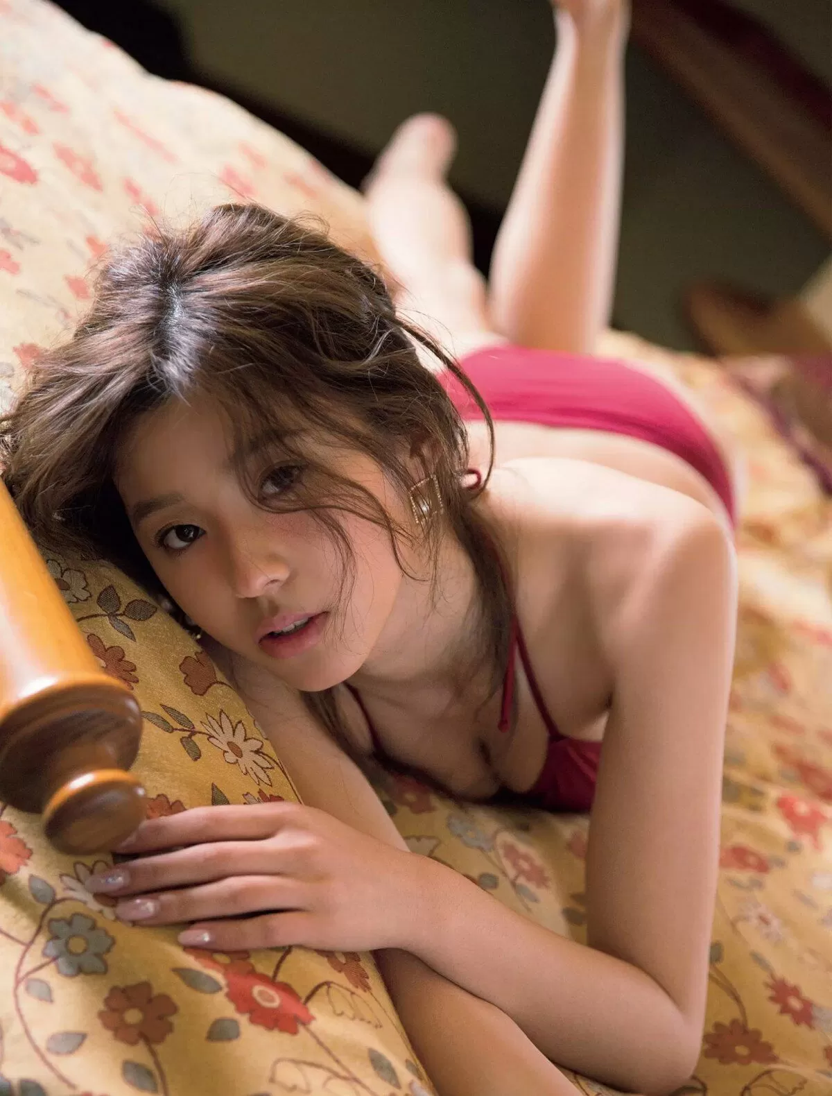 朝比奈彩のおっぱい画像039