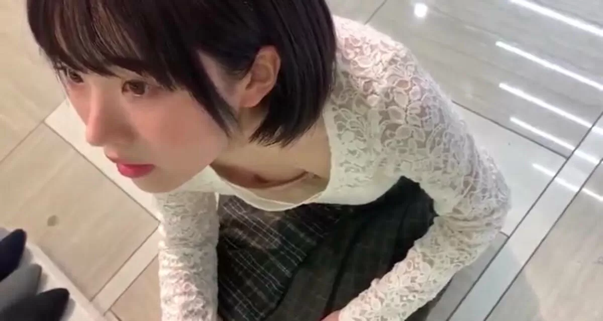 胸チラ画像105