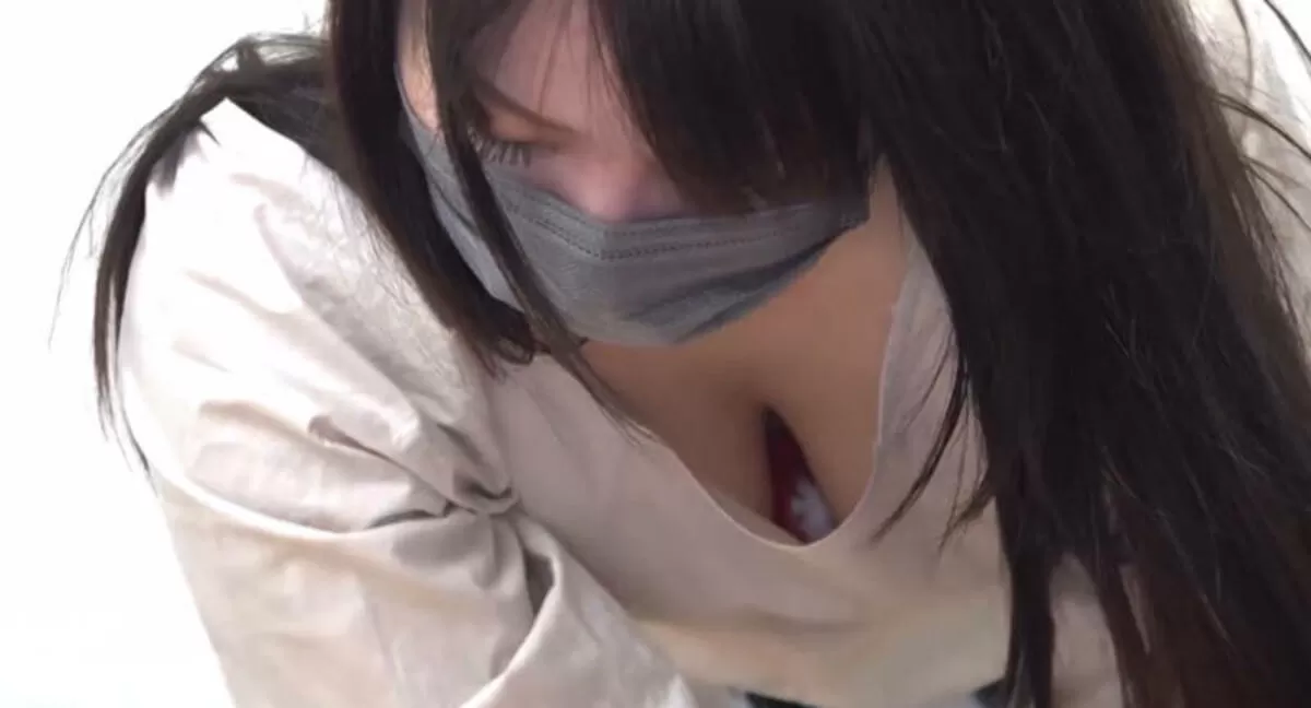 胸チラ画像125