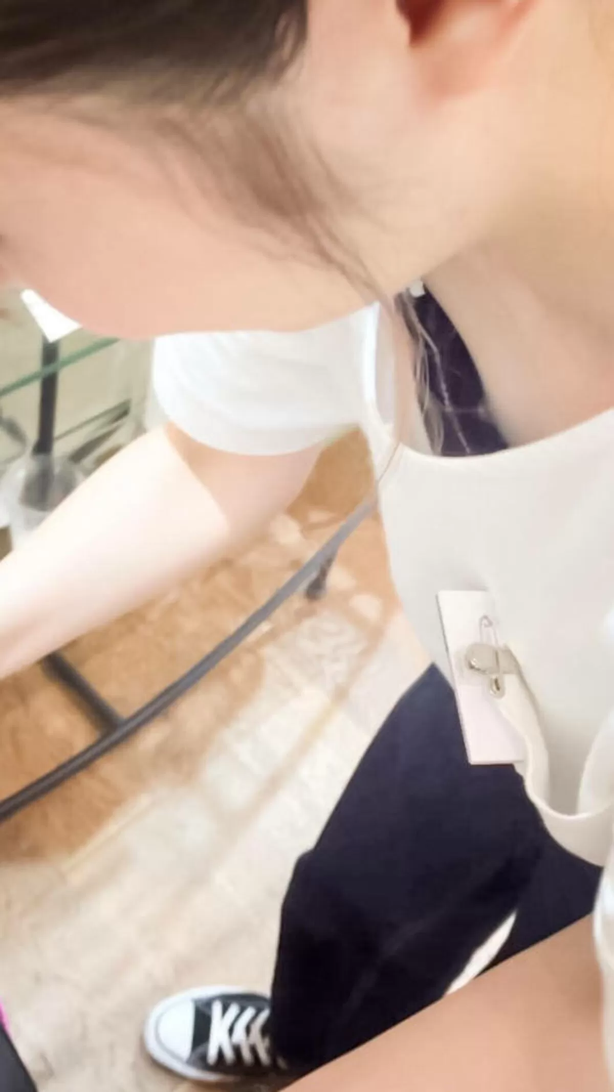 乳首チラ画像080