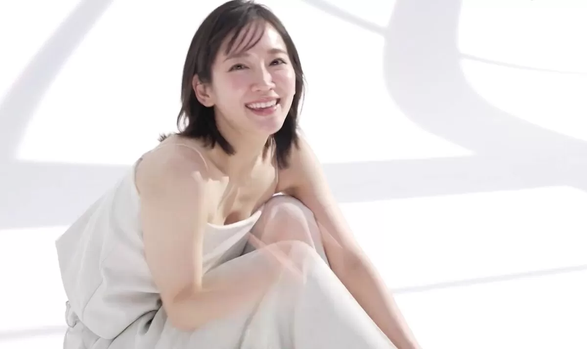 吉岡里帆のおっぱい画像003