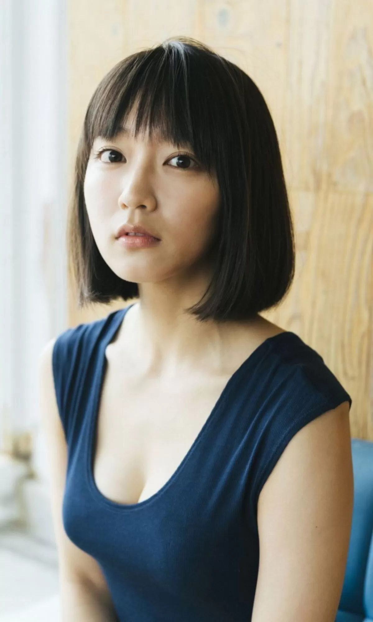 吉岡里帆のおっぱい画像143
