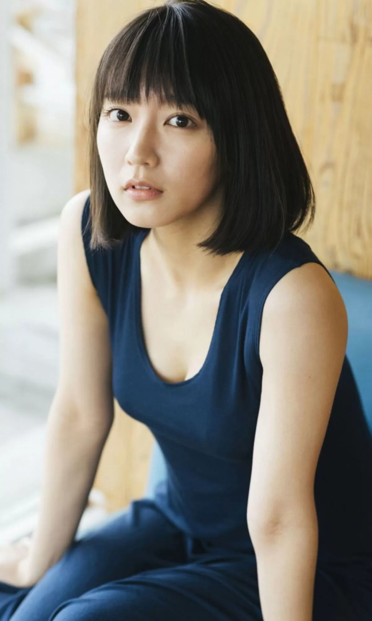 吉岡里帆のおっぱい画像145