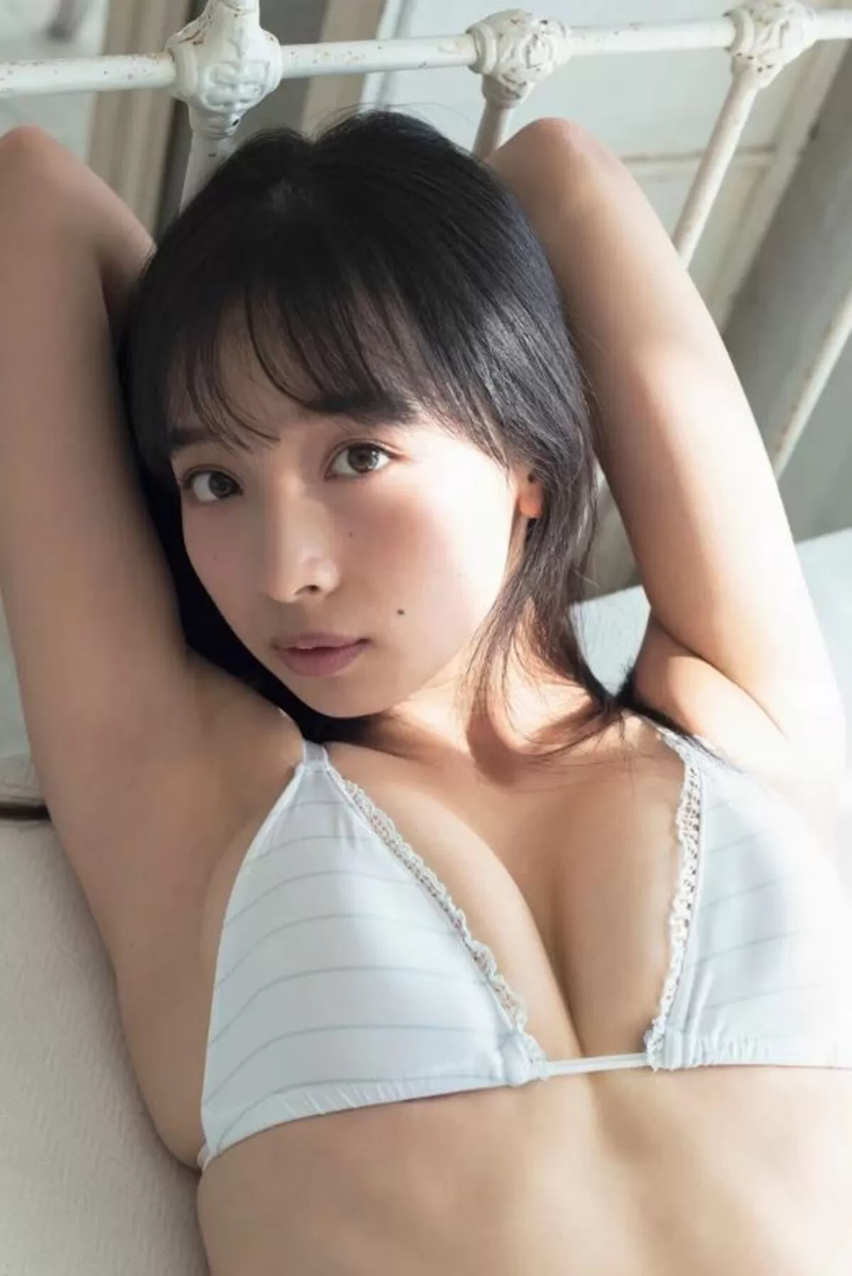 華村あすかのおっぱい画像037