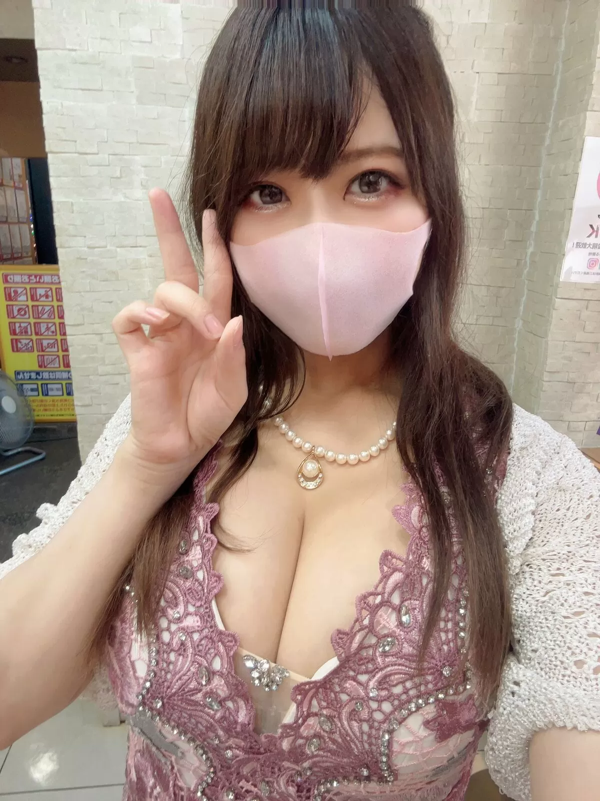 谷間エロ画像137