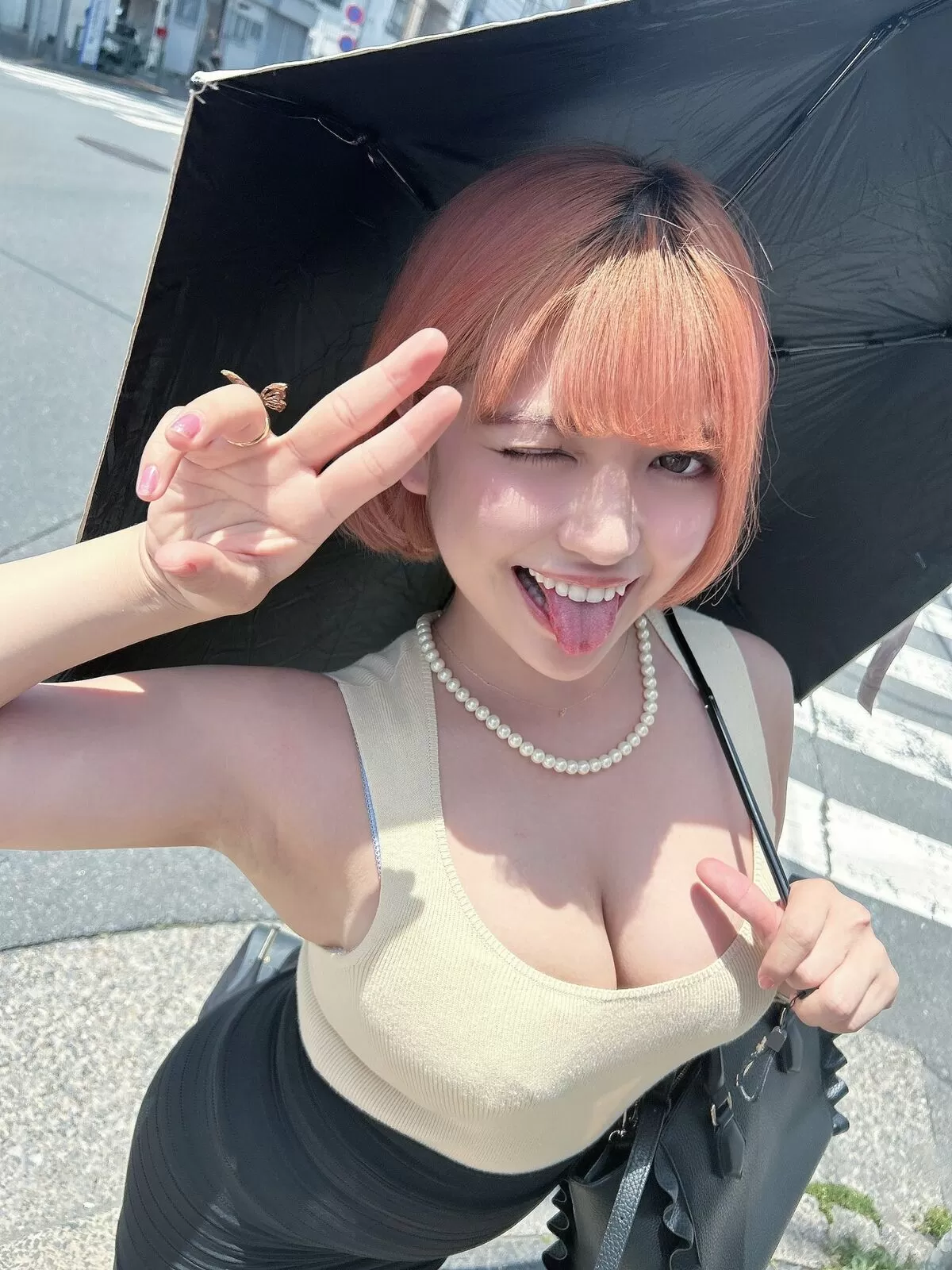 谷間エロ画像230