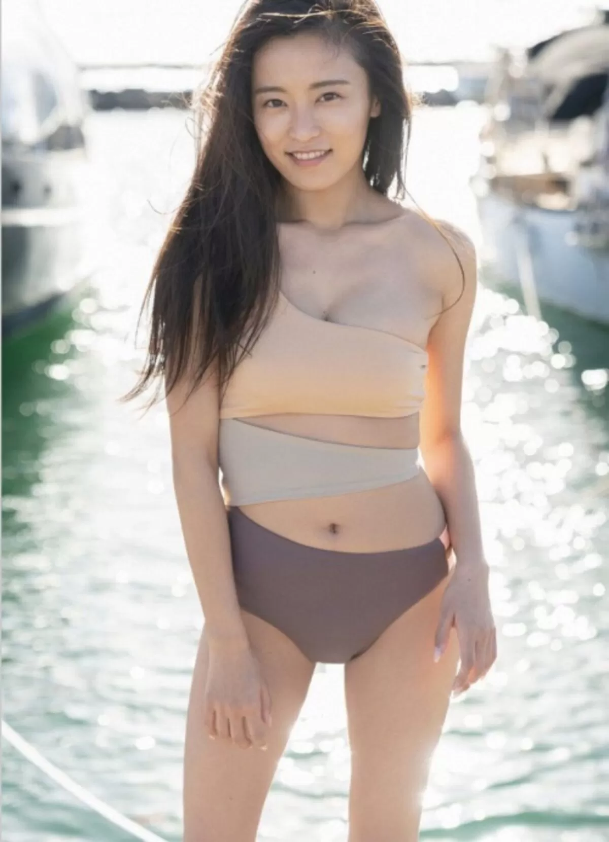 小島瑠璃子エロ画像089