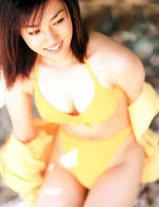 深田恭子のおっぱい画像085
