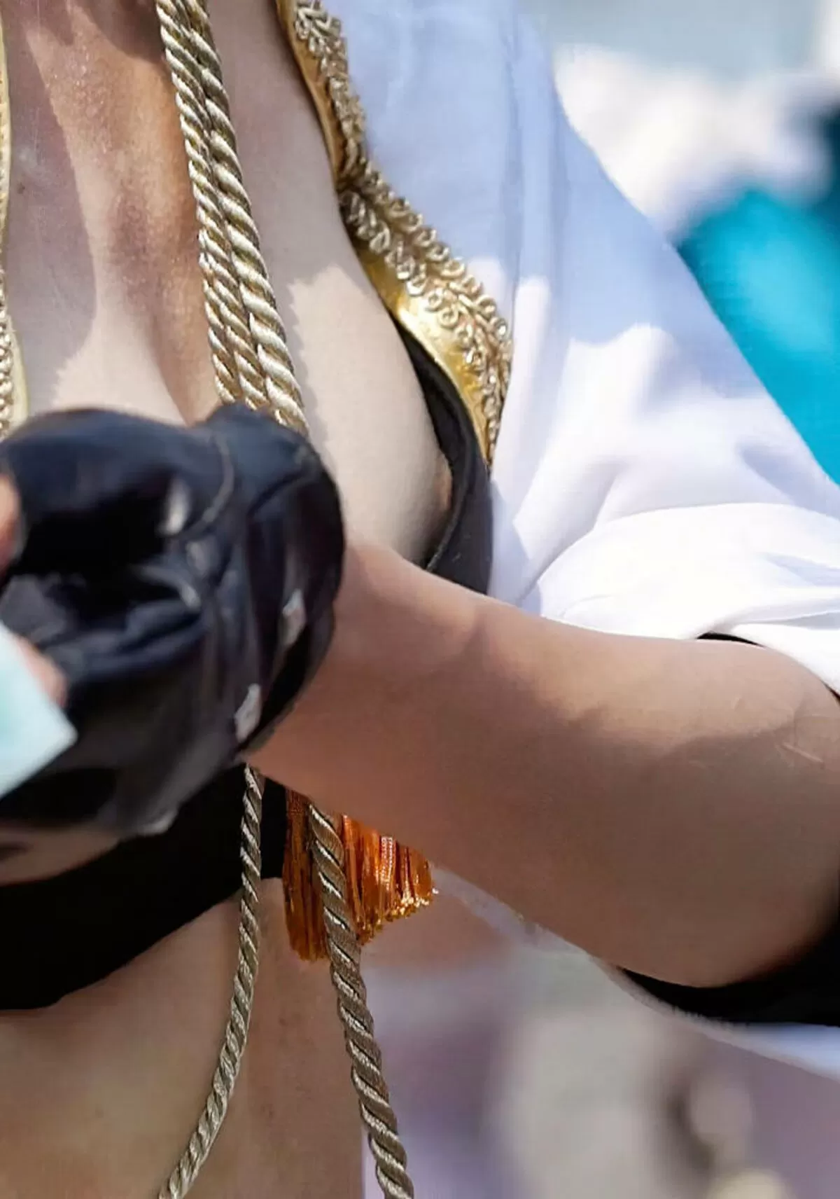 コスプレ乳首エロ画像043