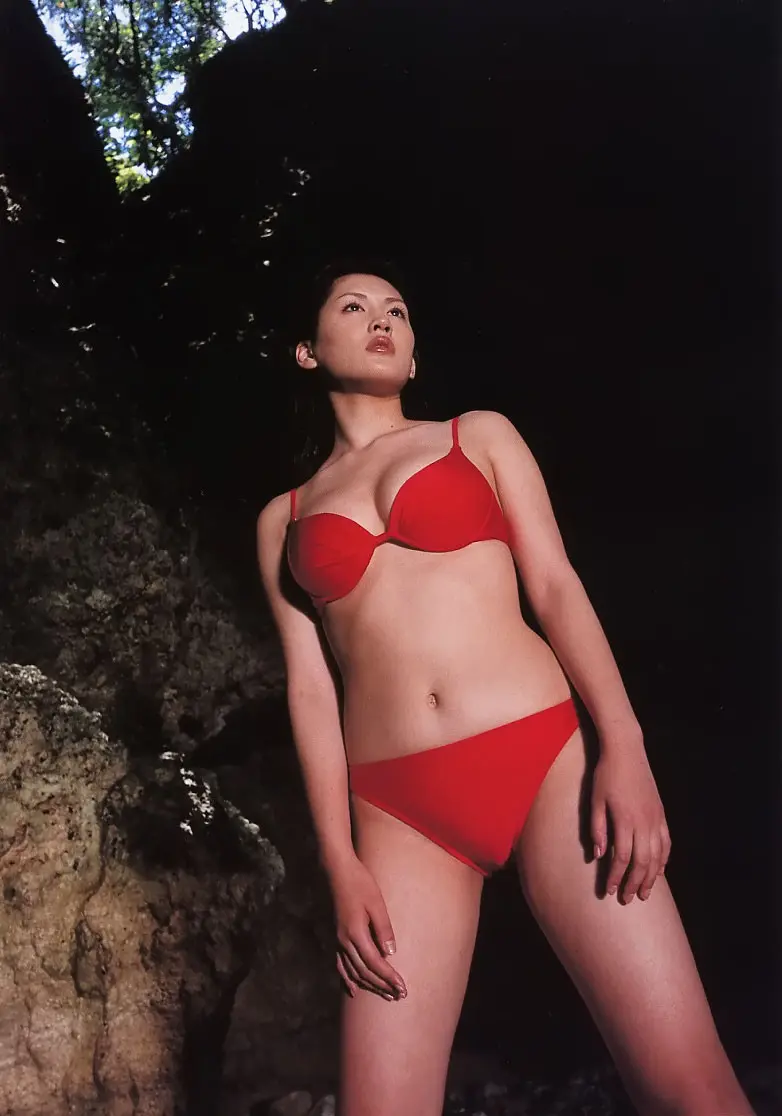 深田恭子おっぱい画像112