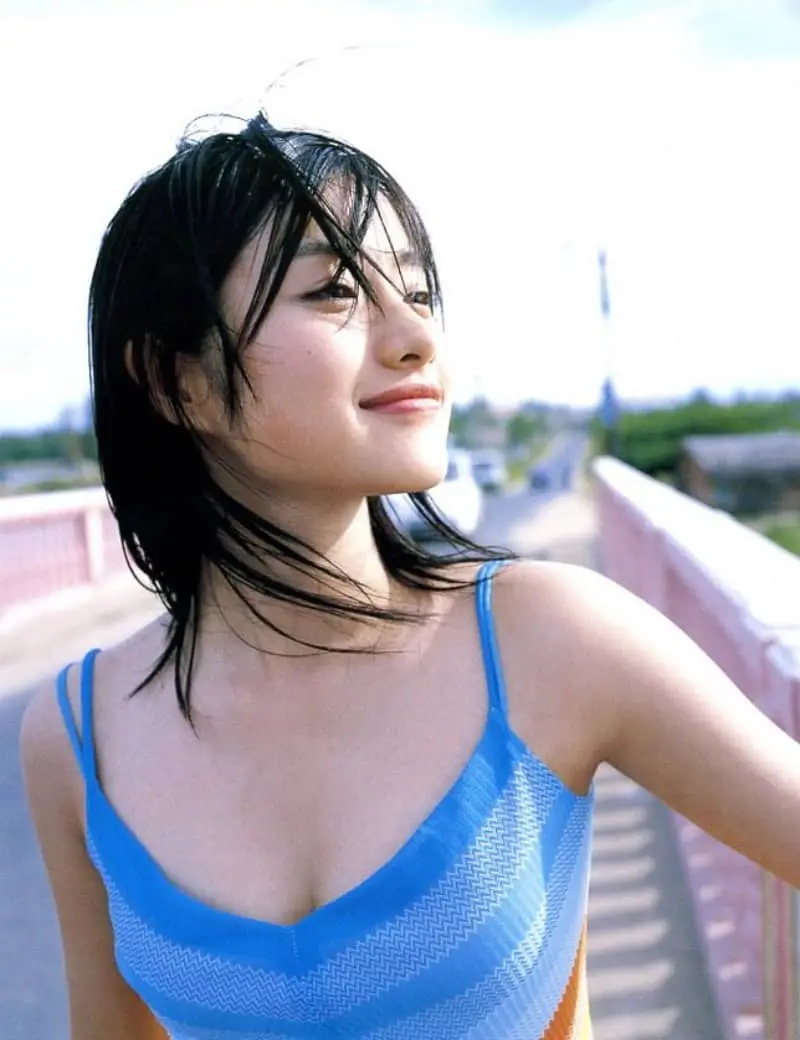 石原さとみのおっぱい画像060