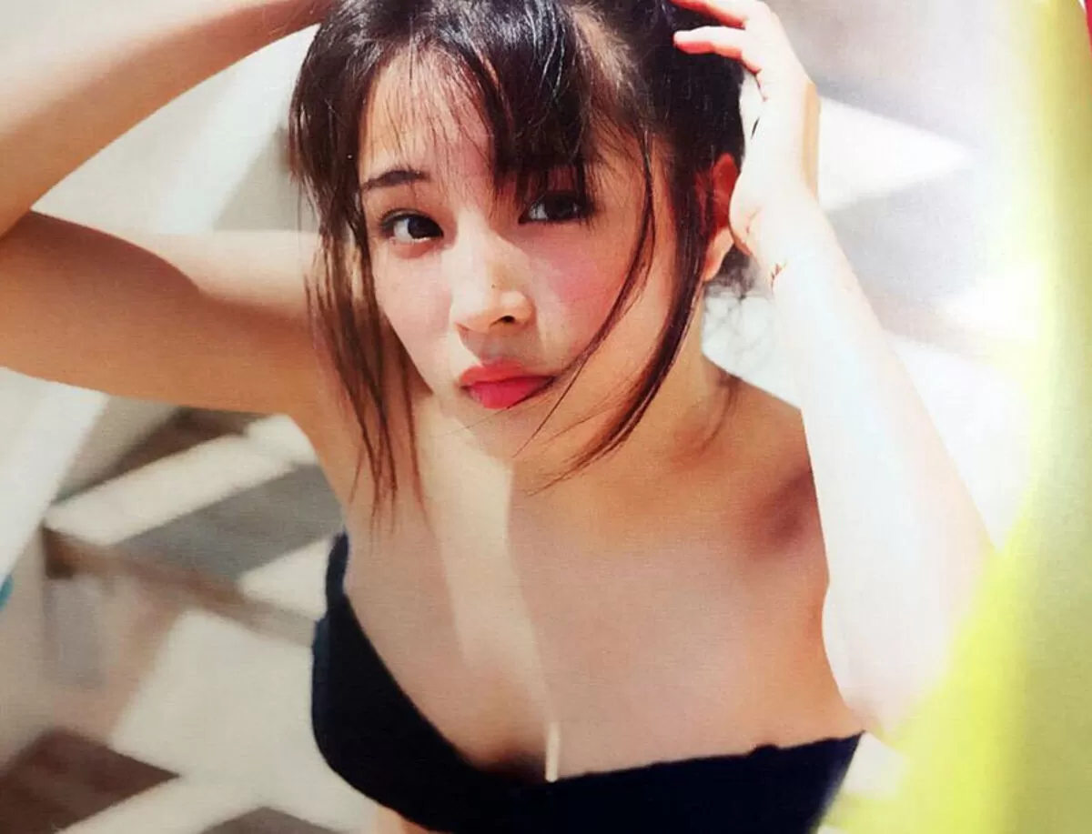 広瀬すずのおっぱい画像018