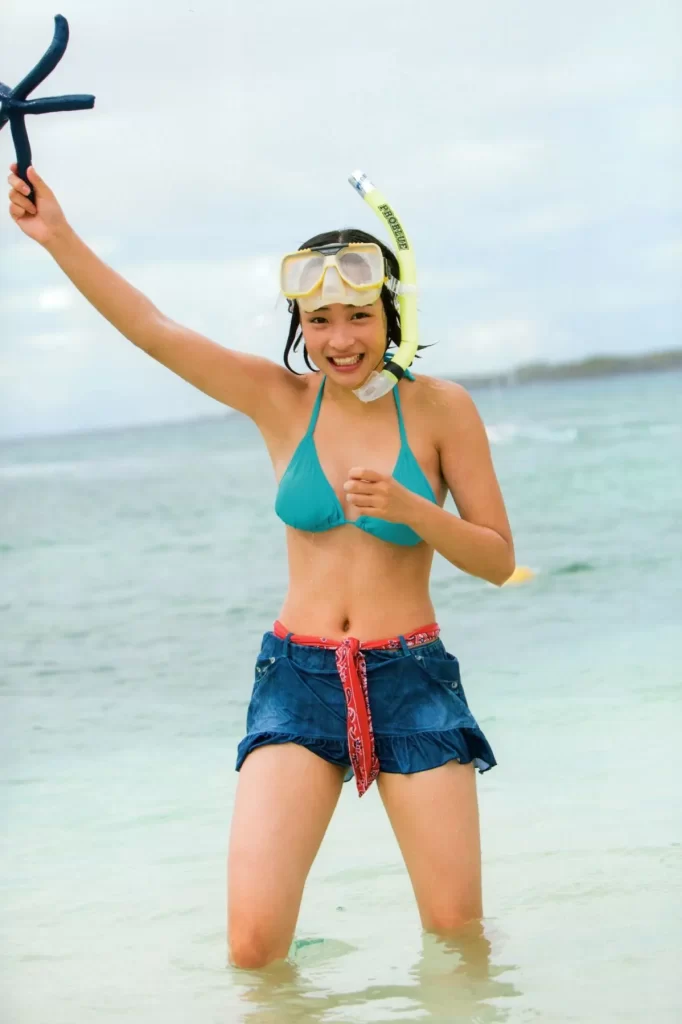 広瀬すずのおっぱい画像020