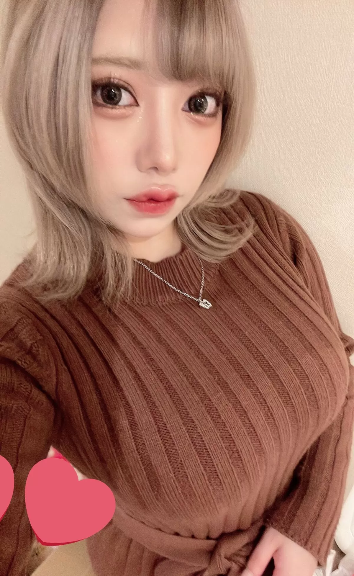 着衣巨乳エロ画像040
