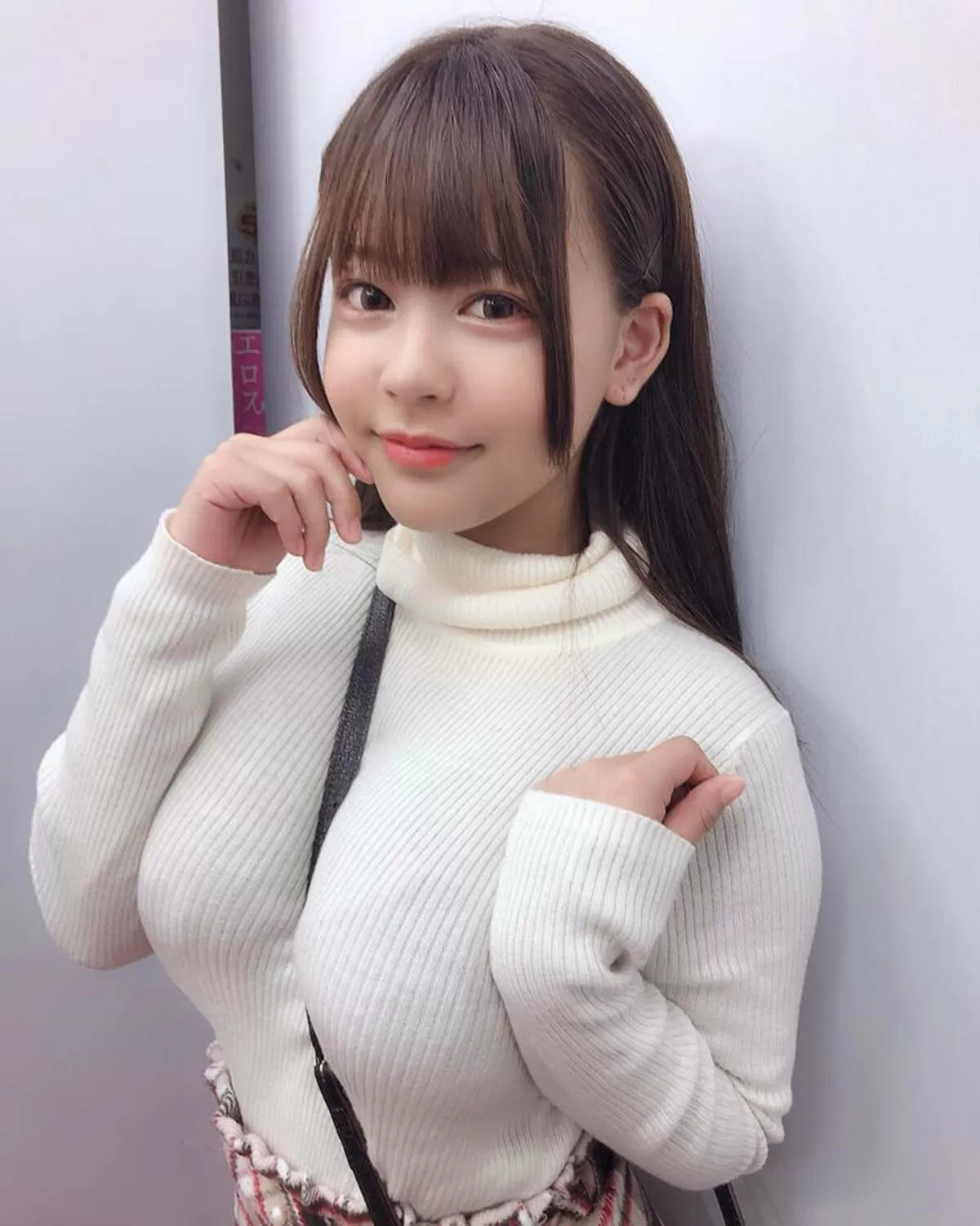 着衣巨乳エロ画像110