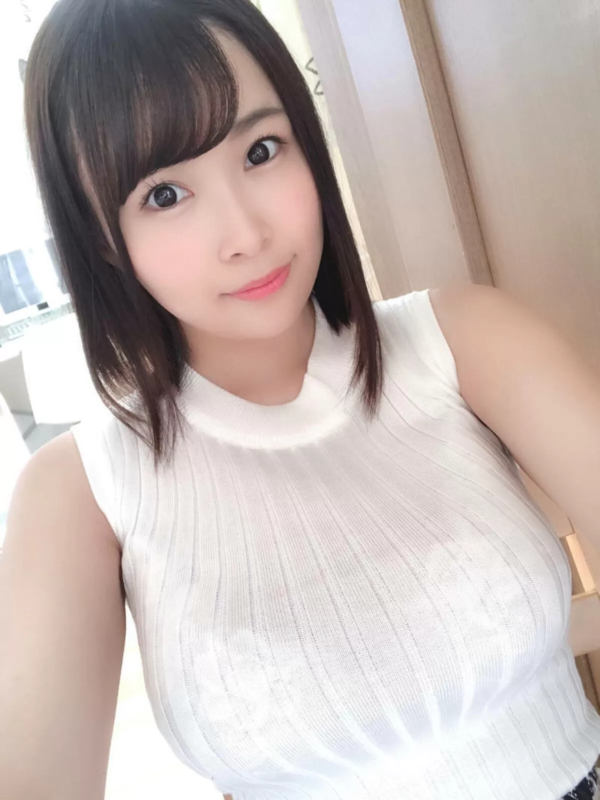 着衣巨乳エロ画像148