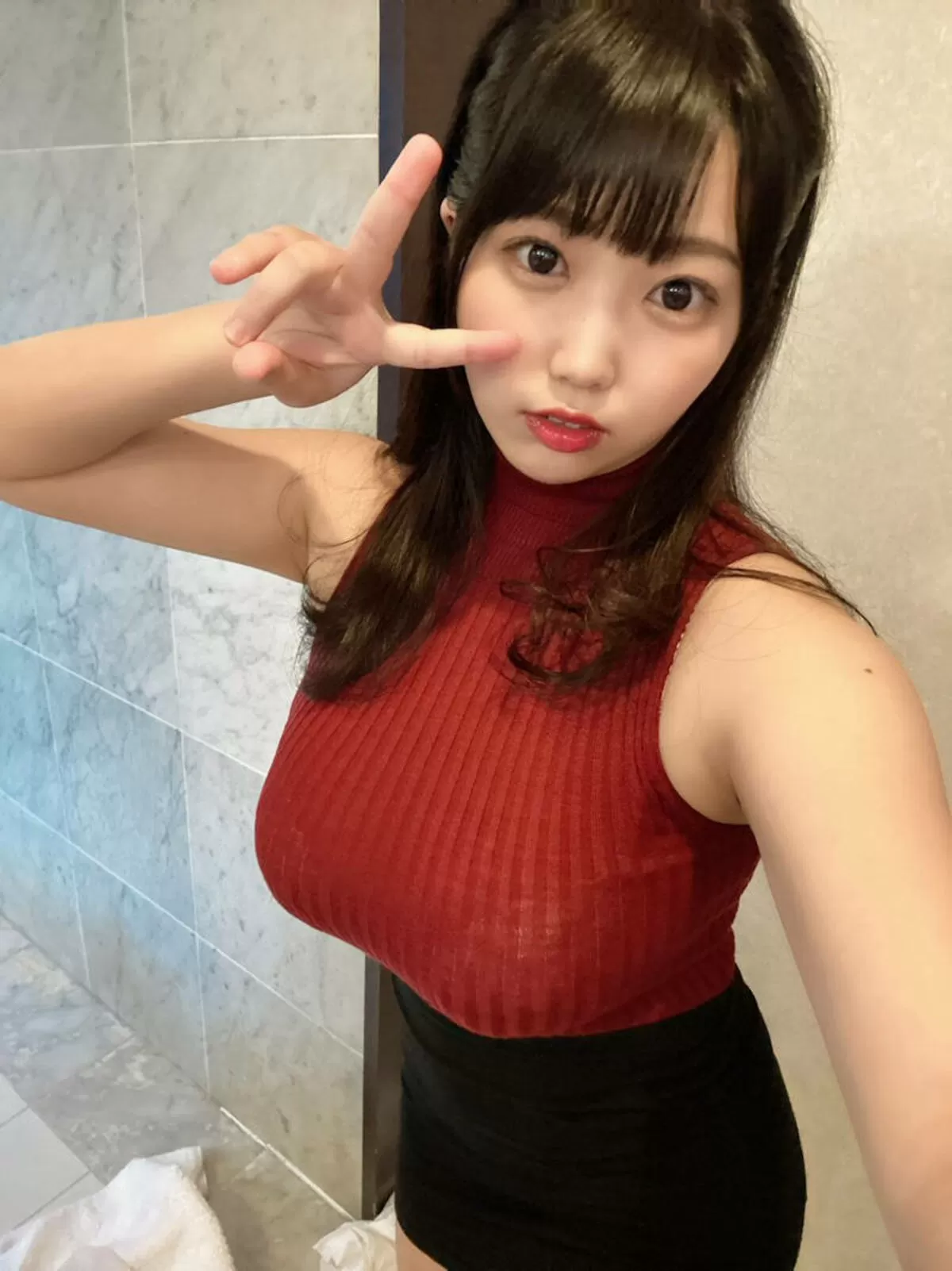 着衣巨乳エロ画像149
