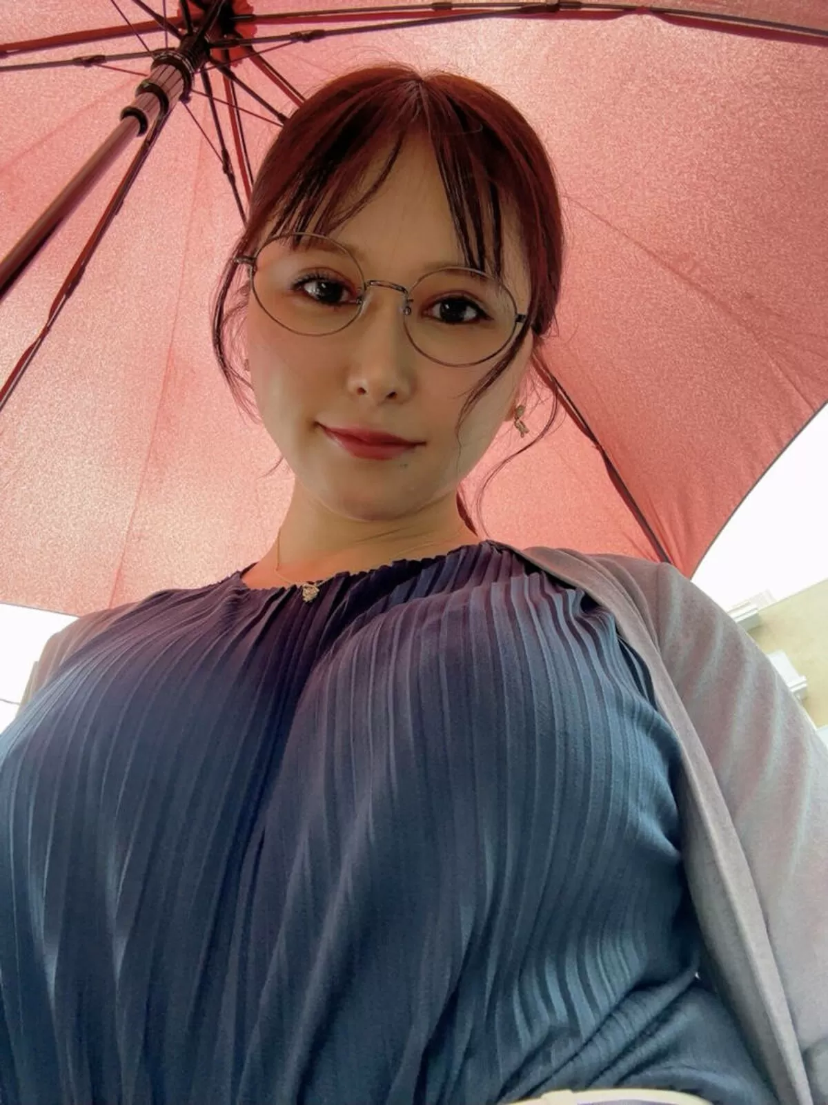 着衣巨乳エロ画像156
