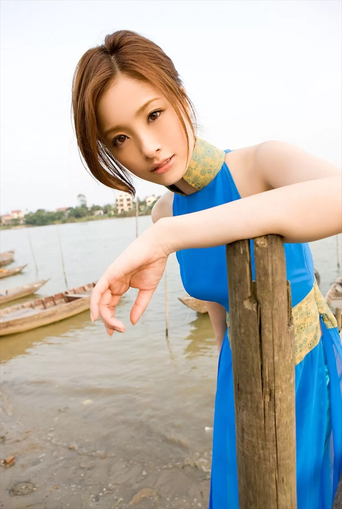 上戸彩 おっぱい画像057