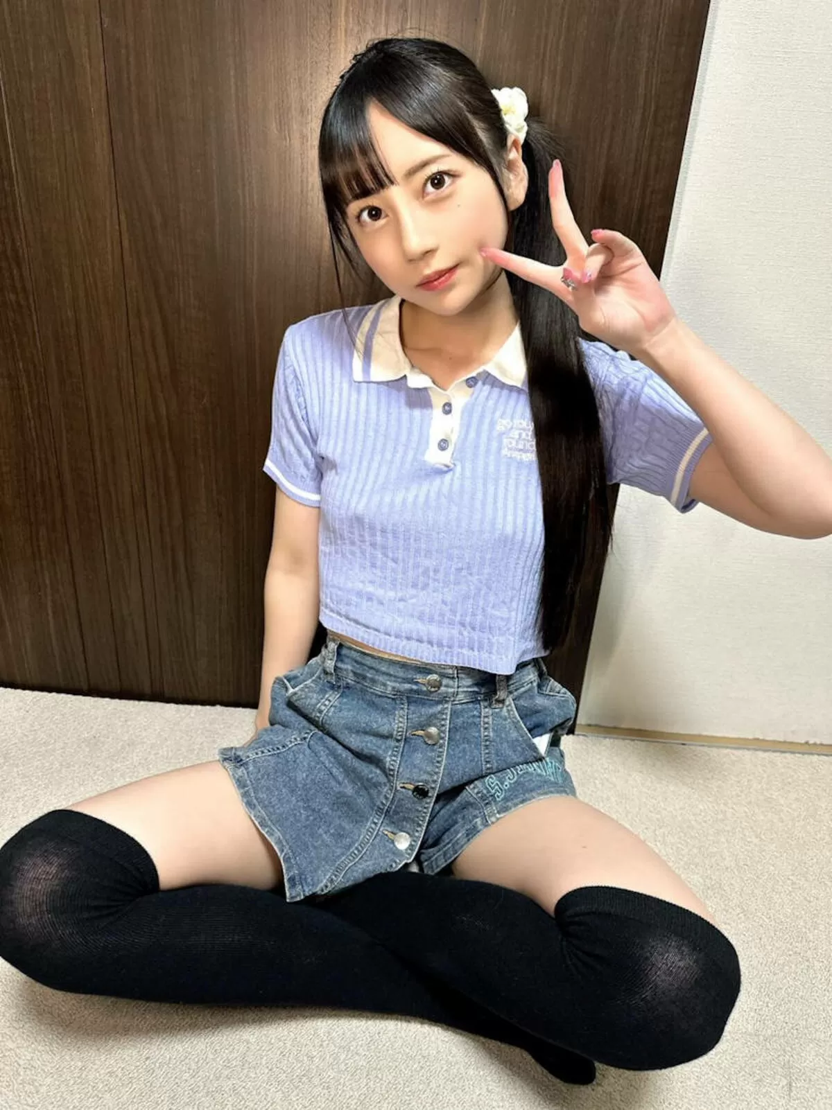 透け乳首エロ画像099