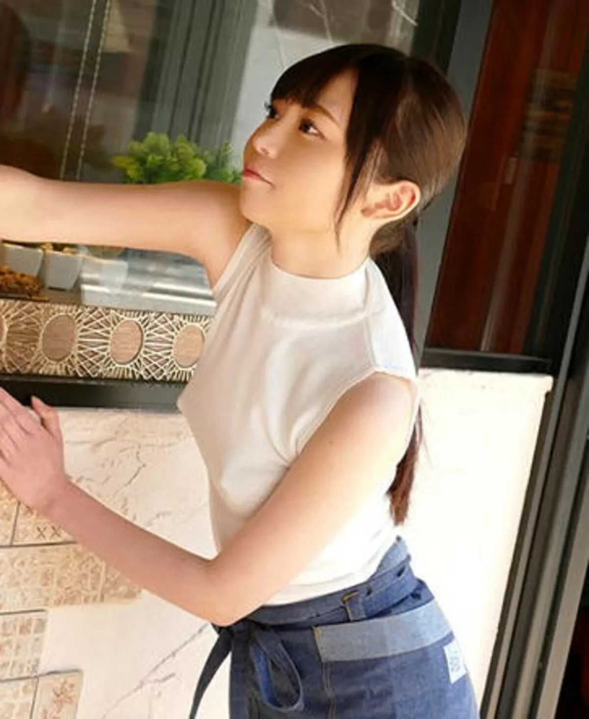 透け乳首エロ画像142