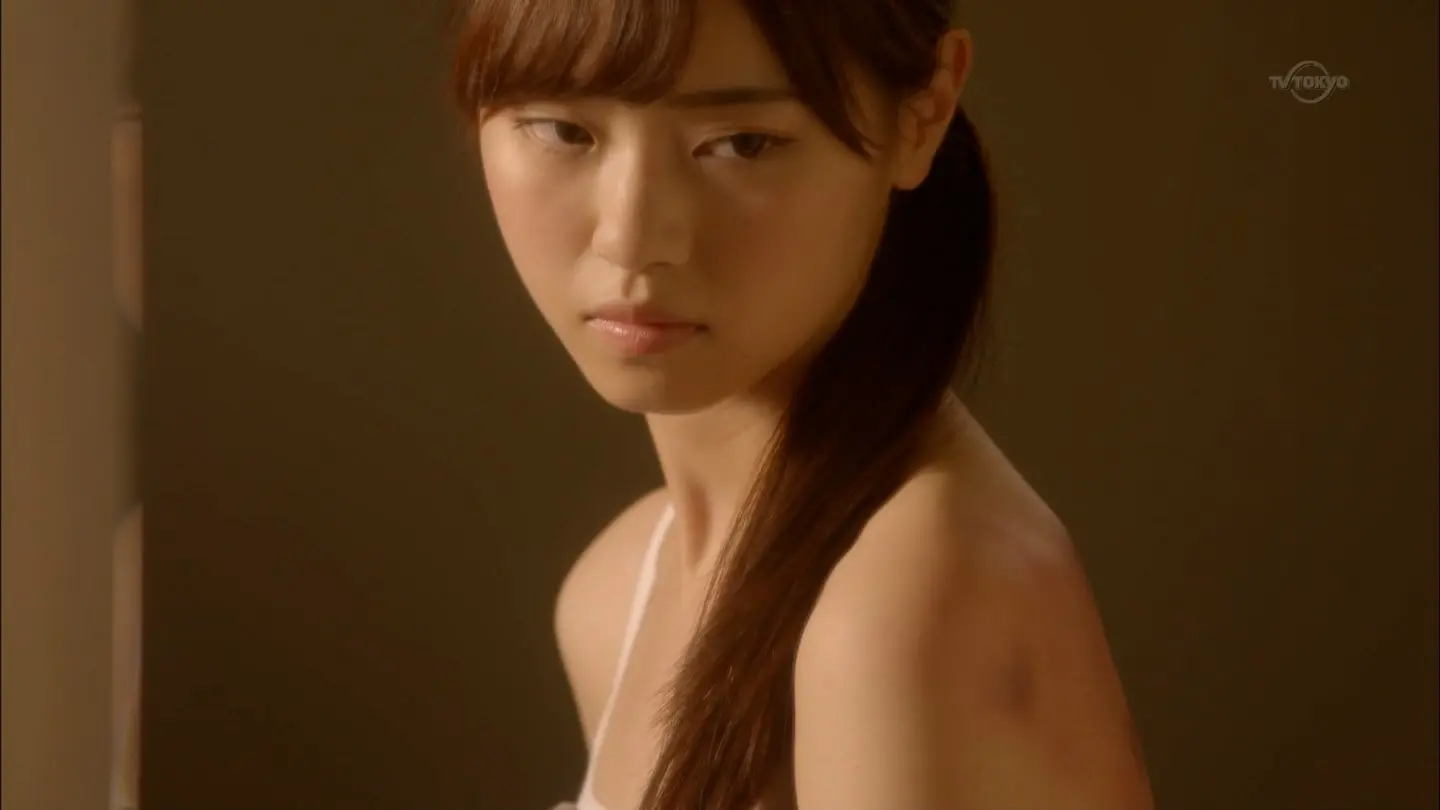西野七瀬エロ画像020