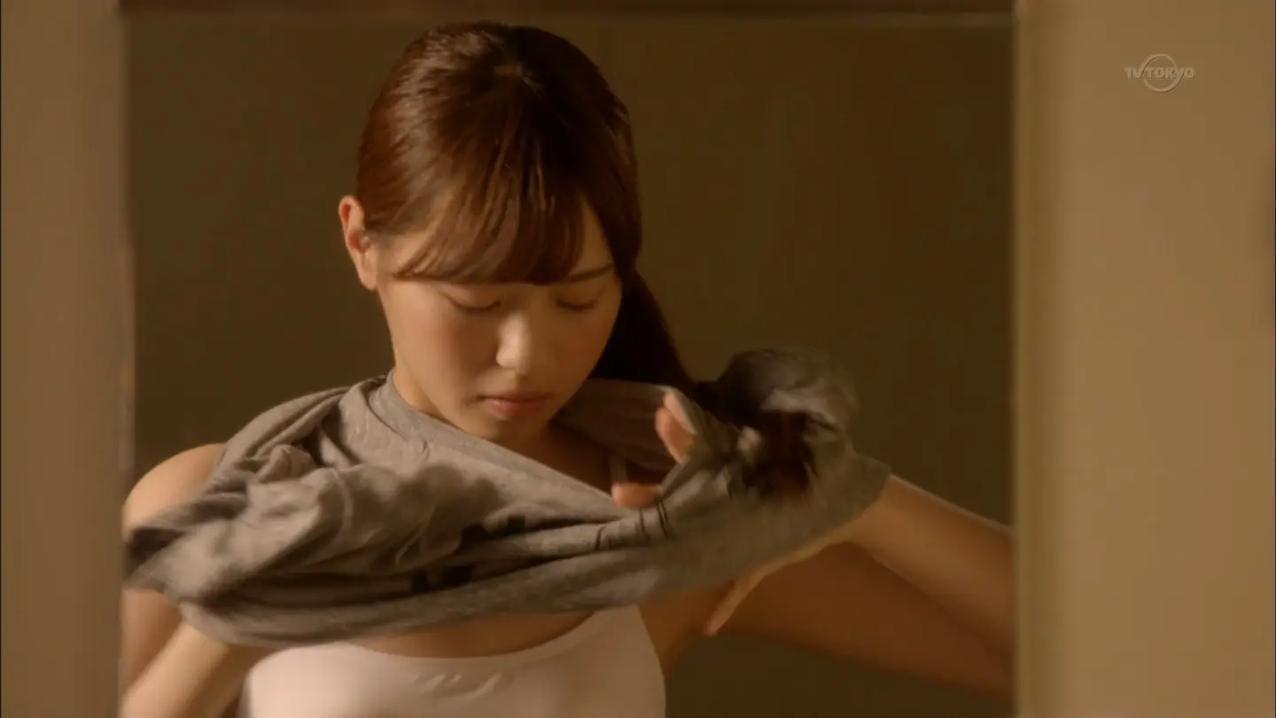 西野七瀬エロ画像022