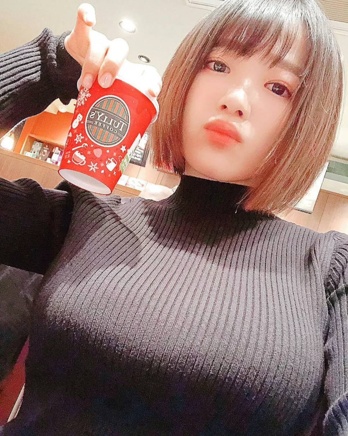 ニット巨乳エロ画像022