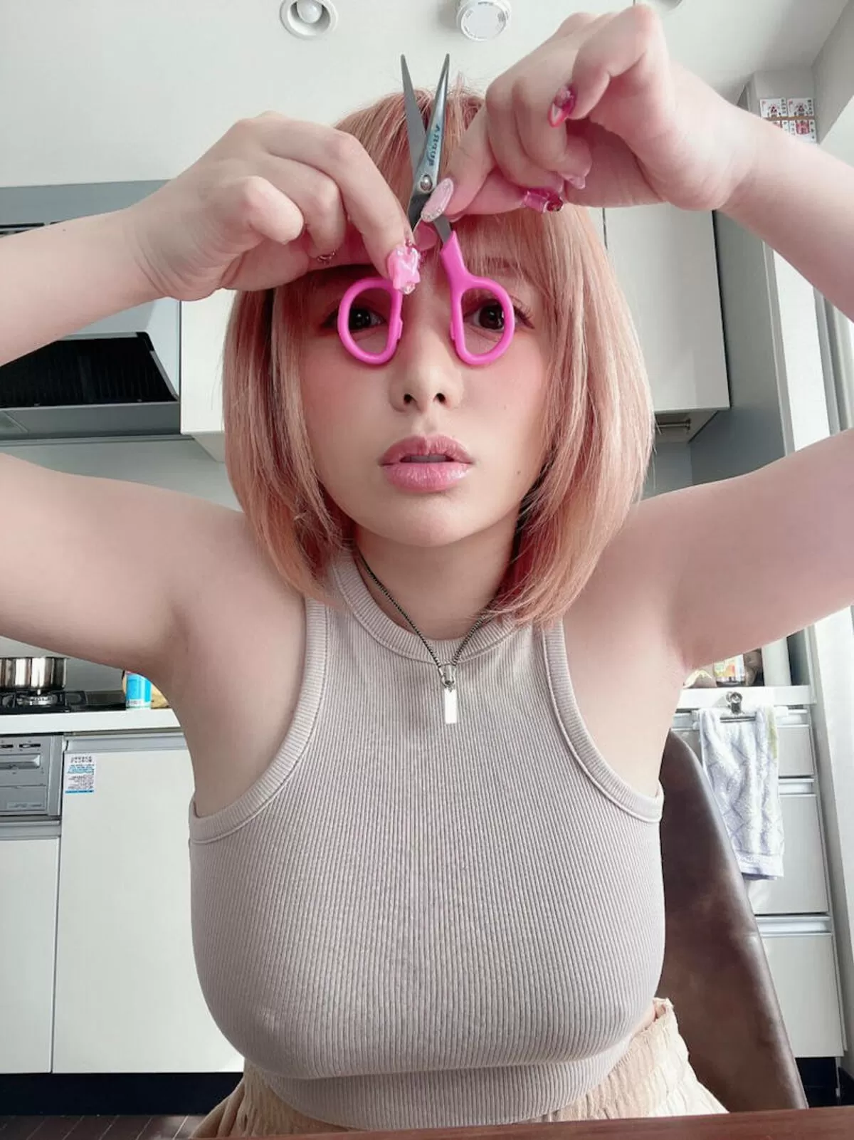 胸ポチエロ画像022