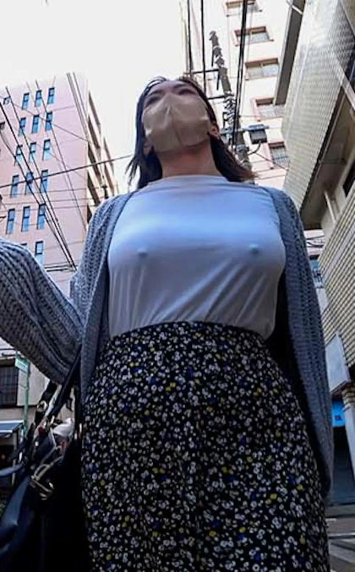 胸ポチエロ画像054